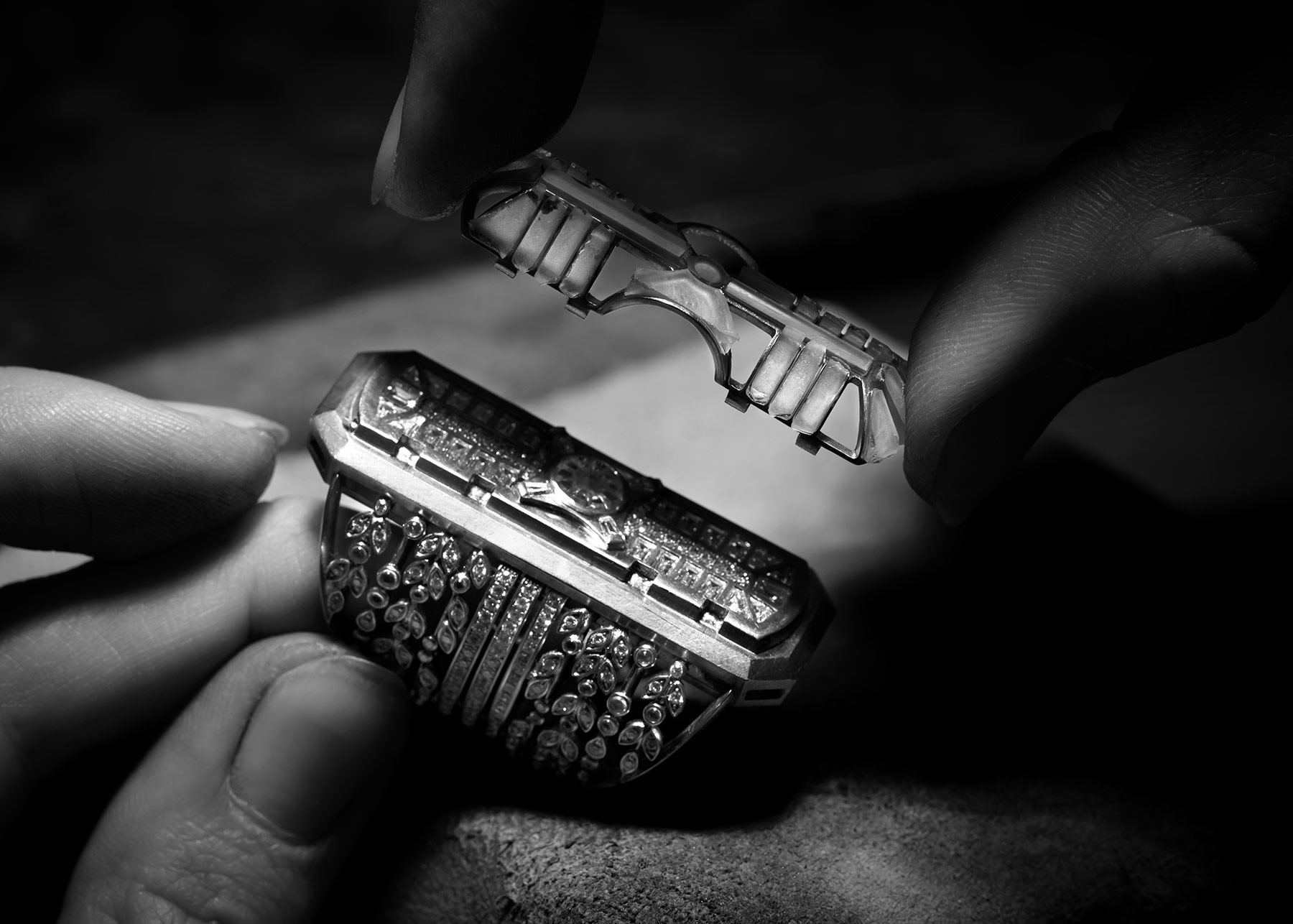 Photographie du montage de la bague du Grand Palais par Irene Paris