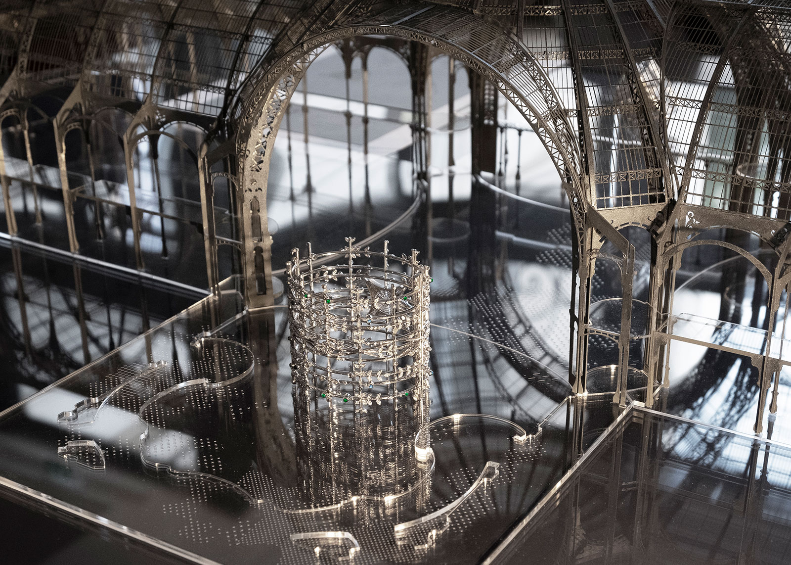 Maquette du Grand Palais avec la Manchette par Irene Paris